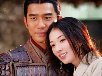 小乔为什么嫁给周瑜？她是自愿的吗？
