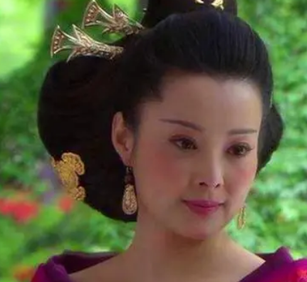 如何评价王政君？她是一个什么样的人？