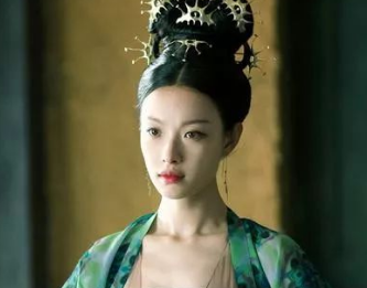 柳自华是柳如是吗？她们之间有什么联系？