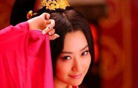 张丽华被谁斩杀？故事又是什么样的？