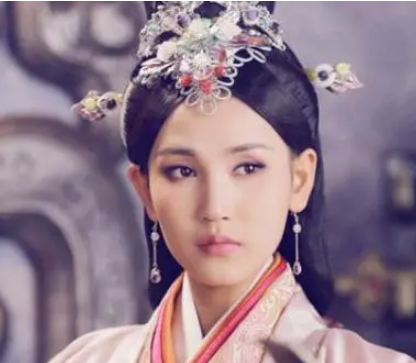 褚蒜子是什么人？她与谢安的关系如何？