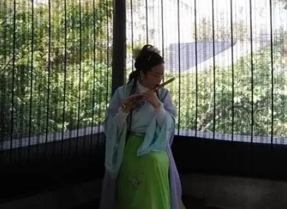  冯小青是谁？她是真实的吗？