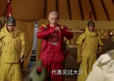 清朝的十二位铁帽子王的传承故事