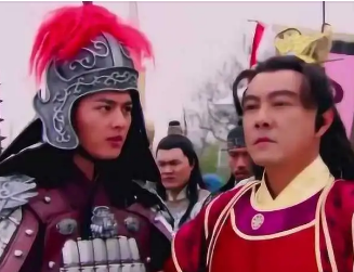 雄阔海为什么与宇文成都大战？当时的情况是怎样的？