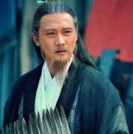 孔明和诸葛亮是一个人吗？两人是什么关系？