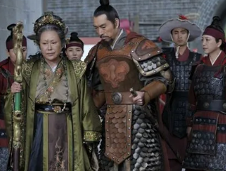 佘太君的本名是什么？她有哪些作为与成就？