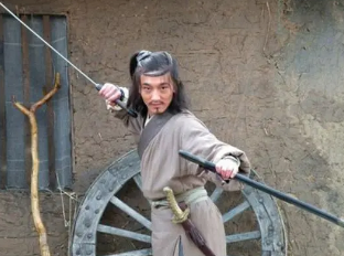 时迁的原型是谁？二者有哪些相似之处？