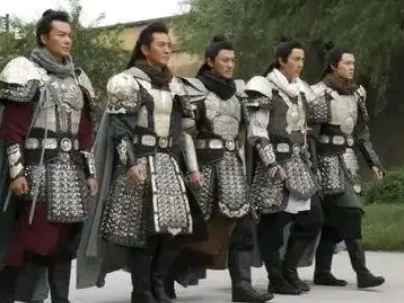  杨家有几个儿子？七个儿子中谁的武功最高？