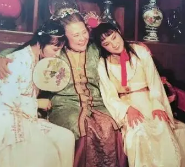  贾母是什么人?书中她最讨厌谁？
