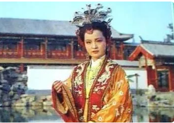 贾元春是谁?她进宫嫁的是哪个皇帝？