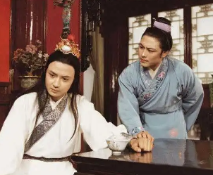 薛蝌和薛蟠是什么关系？他们的关系好吗？