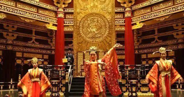 李世民为何不敢杀父亲李渊，尽管他曾杀兄娶嫂？