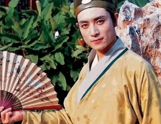 贾芸是谁的儿子？贾芸的父亲是谁？