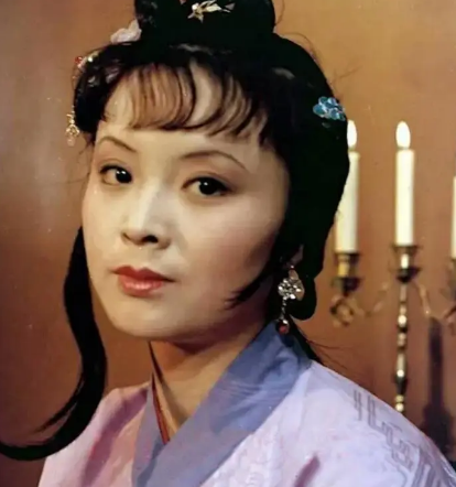 尤三姐和柳湘莲的爱情悲剧，两人之间是怎么走到这个地步的？