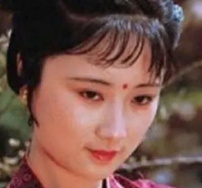 红楼梦中香菱的一生是什么样的？有哪些遭遇？