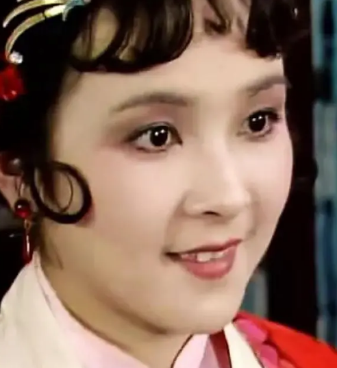 薛宝琴为什么是外国美人？这个称呼是怎么来的？