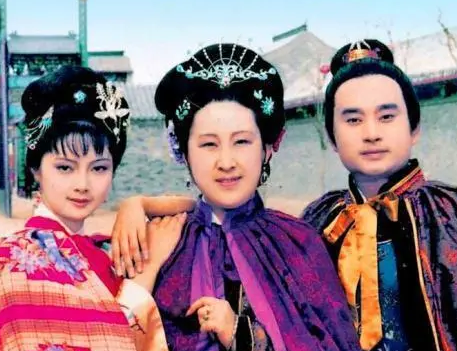 红楼梦女性颜值排名如何？排名第一的人是谁？
