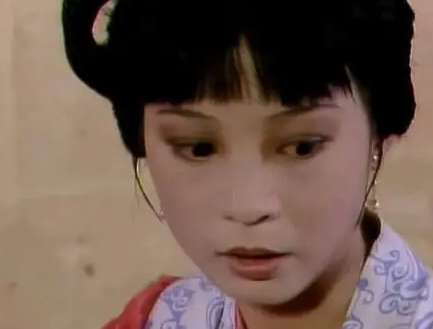 司棋为什么不能跟表弟在一起？有什么原因存在？