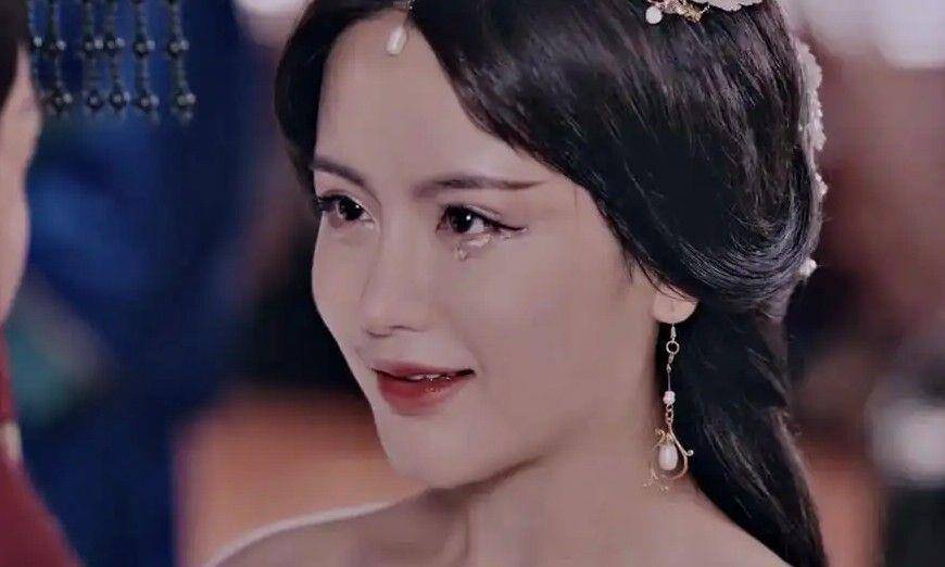 美女妲己与褒姒：历史上两代王朝衰败的导火索？