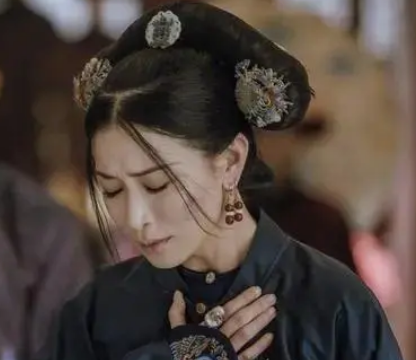 乾隆痛恨第二任皇后的原因是什么？？是什么真相？