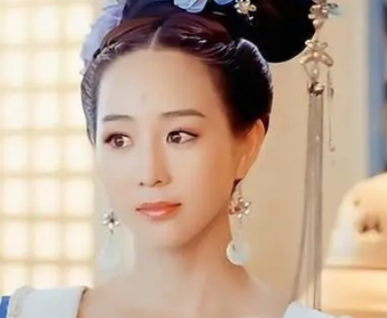 李世民是什么时候宠幸徐惠的？当时她多大年龄？