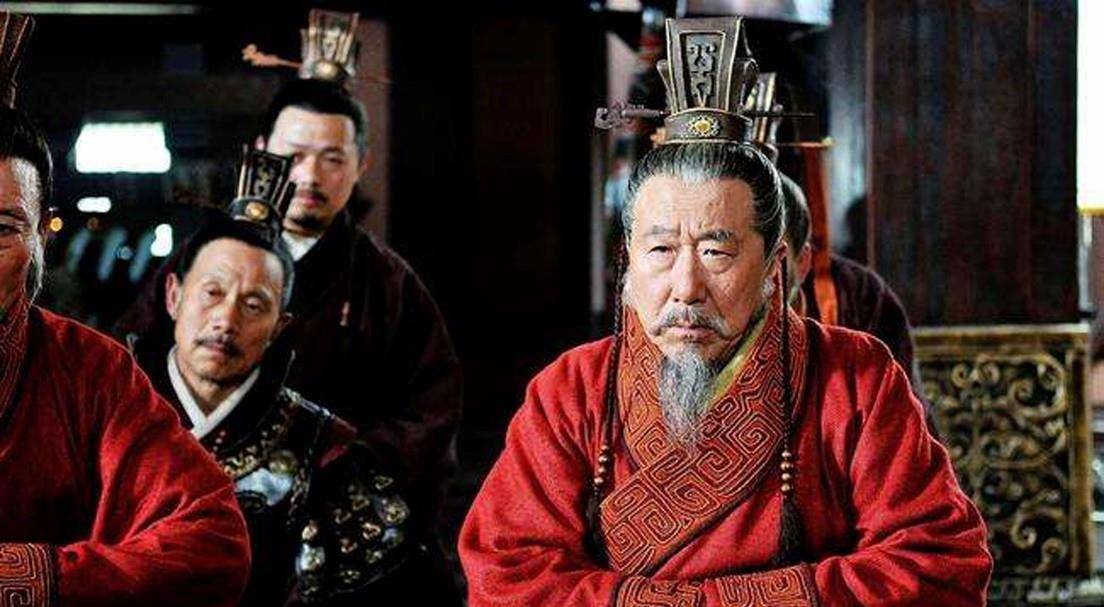 周王朝的内部纷争与分裂：东周与西周的内卷与阴谋