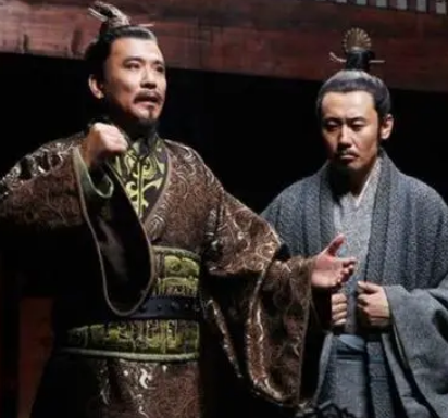 秦穆公是五霸之一的原因是什么？是怎么做到的？