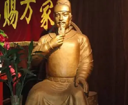 武士彟正确读音是什么？读作“huo”还是“yue”？