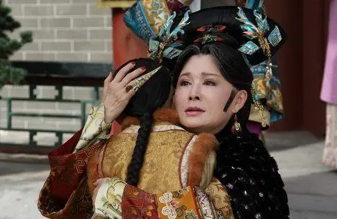 康熙时期太后是谁？有着什么样的地位和影响？