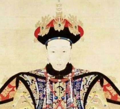 嘉庆皇帝是怎么成为皇帝的？他登基后谁是太后？