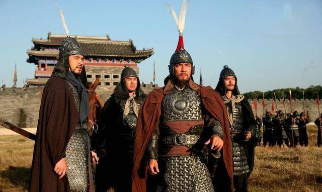 张士诚与朱元璋：民心与天下的角力，18条扁担对决元朝的辉煌与败给朱元璋的遗憾