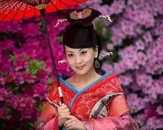 傅昭仪被王莽挖坟了吗？王莽为什么要这么做？