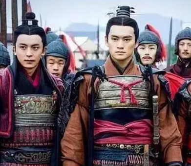 耿弇冯异是什么人？他们二人谁更厉害？