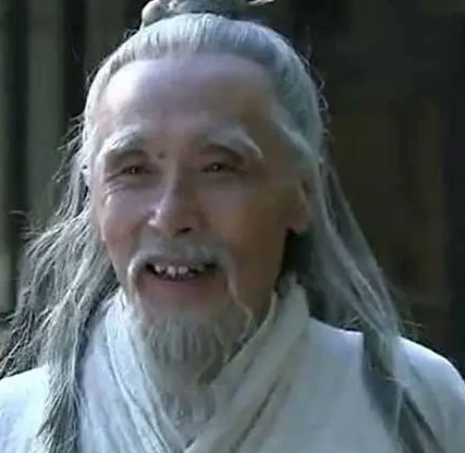 水镜先生是诸葛亮的师傅吗？两人是什么关系？