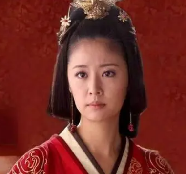窦长君是什么人？她和窦漪房什么关系？