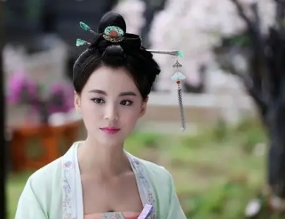 /mingxing/a447309.html