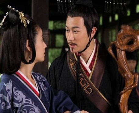 汉文帝为什么喜欢邓通？喜欢邓通什么方面？