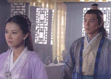 周芷若为什么看不上宋青书？周芷若爱过宋青书吗？