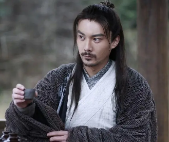 向问天的武功是什么水平？向问天厉害吗？