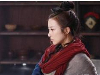  杨开泰母亲是谁？是什么人？