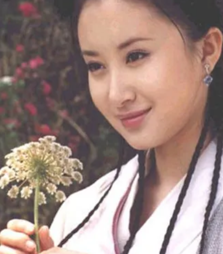 /mingxing/a453692.html