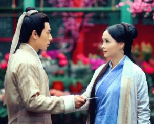 陆展元为什么喜欢何沅君？他们有着怎样的经历？