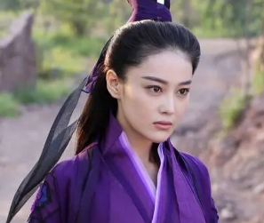 洪凌波为什么不离开李莫愁？他们是什么关系？