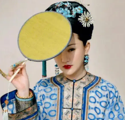 如懿真实历史简介，出身及家庭背景是什么样的？