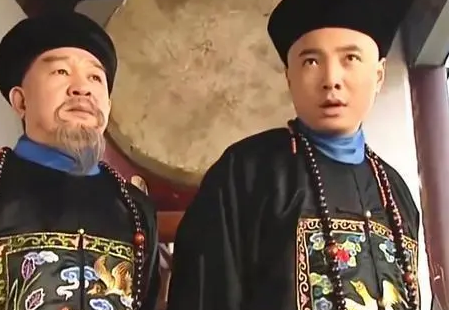 和珅认识李卫吗？两人有没有过交集？