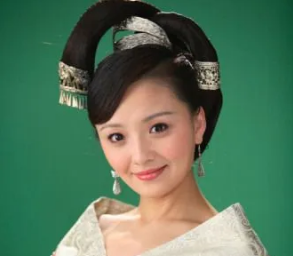 冯奉世的长女冯媛嫁给了谁？冯媛的丈夫是谁？