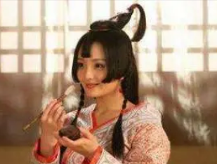 西汉冯媛最后为何服毒自杀？原因是什么？