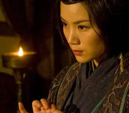 跳井甘夫人还是糜夫人？跳井的原因是什么？