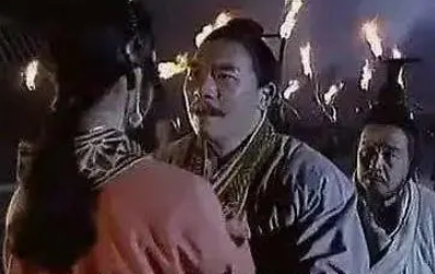 周桓王中箭是怎么回事？发生了什么?