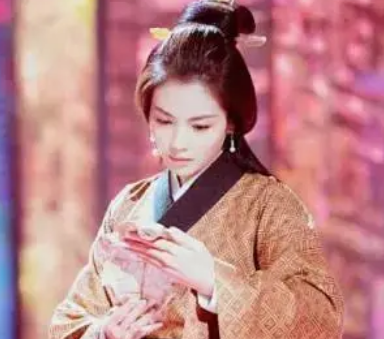 妇好死后武丁为什么还有再添孩子？是谁生的？